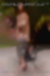 Looking for naughty club Woodsboro fun..